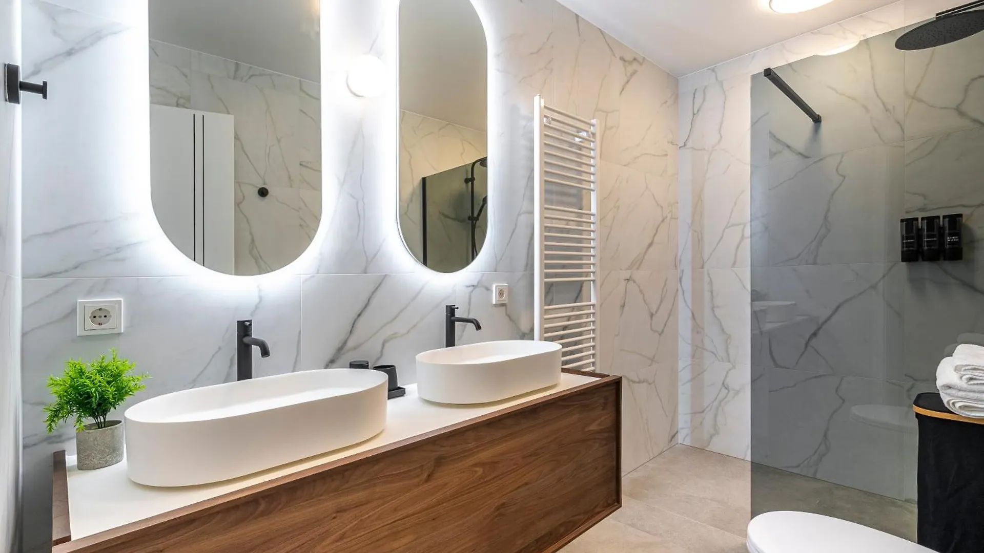 Apartment Luxxy Guesthouse Luxembourg Luxembourg